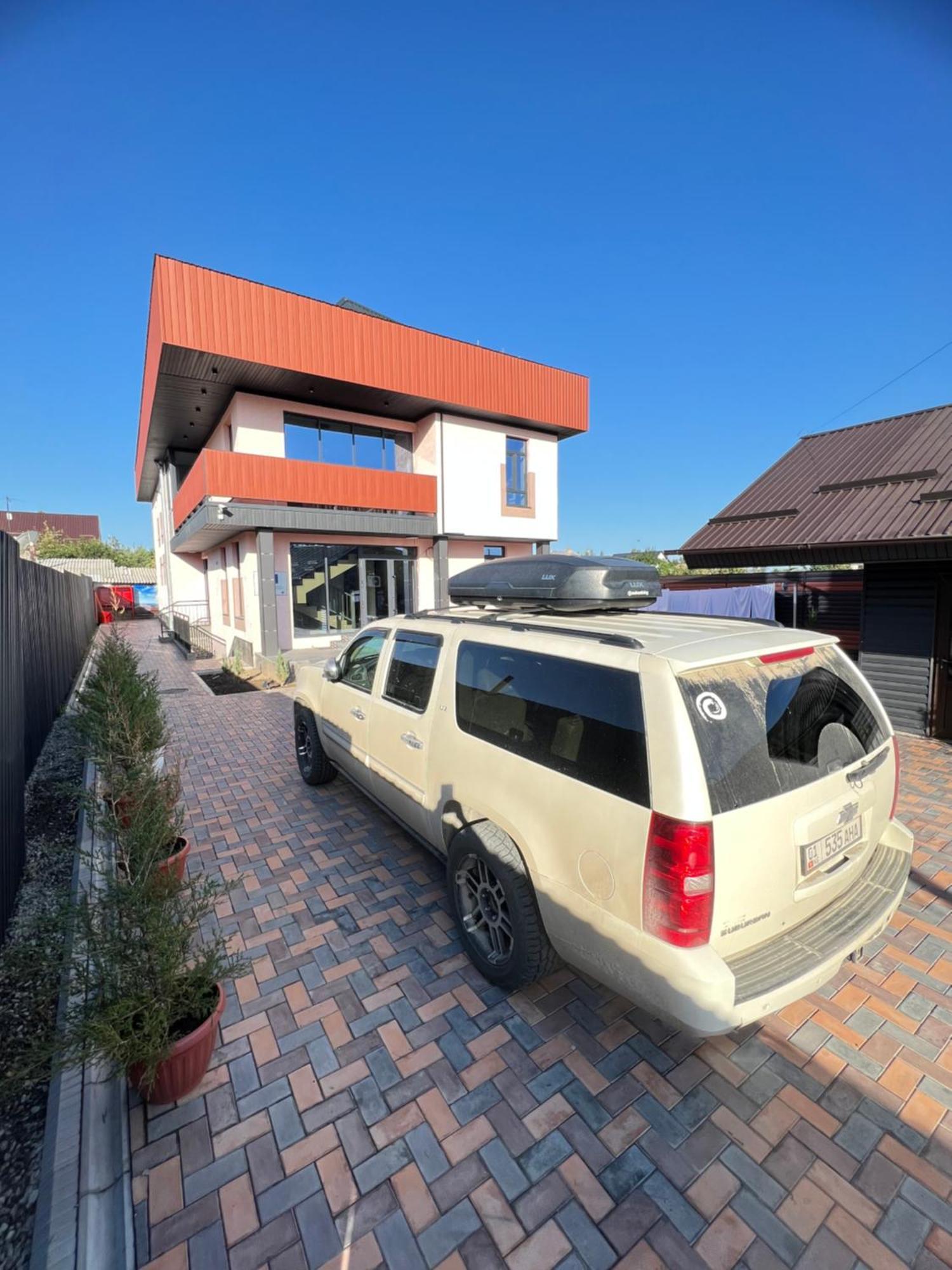 Mongu Hotel Karakol Exterior photo